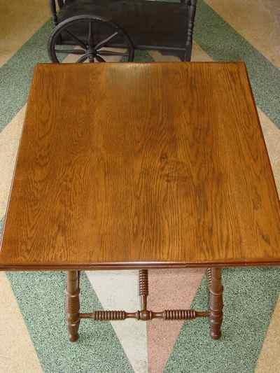 Antique Solid Oak Antique Parlor Table
