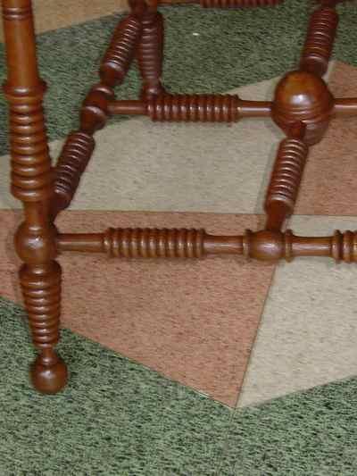 Antique Solid Oak Antique Parlor Table