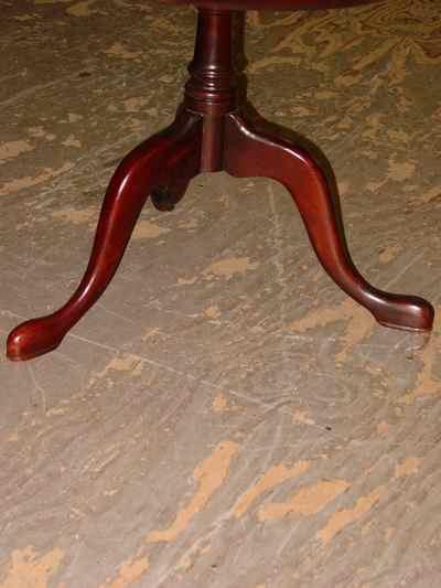 Federal Style Mahogany Two-Tiered Tripod Butler's Table