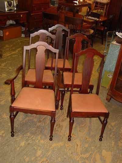Mount Airy Mantel and Table Company Mahogany Table & Chair Dining Set