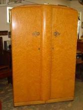 Majority Furniture English Birdseye Maple Large Fitted Wardrobe