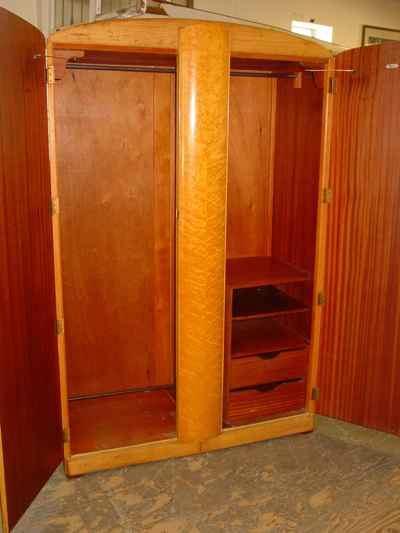 Majority Furniture English Birdseye Maple Large Fitted Wardrobe
