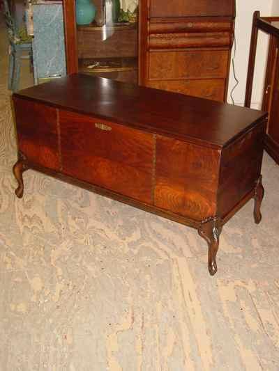 Ed Roos Company Solid Cedar Chest
