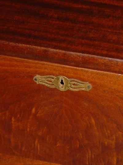 Ed Roos Company Solid Cedar Chest