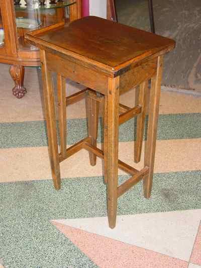H. T. Cushman Manufacturing Company Antique Solid 1/4 Sawn Oak Telephone Stand