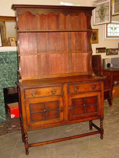 English Barley Twist 1/4 Sawn Tiger Oak Welsh Dresser