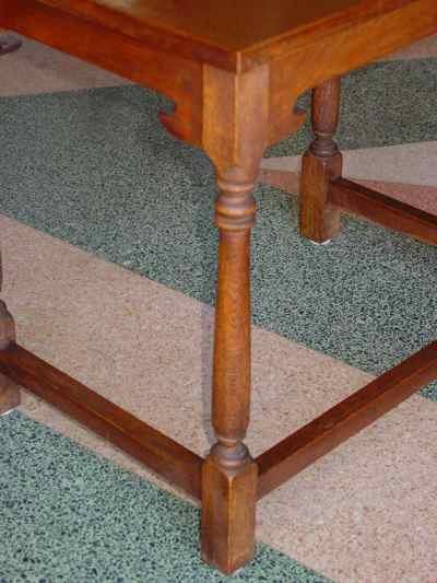 Set of 3 Solid Oak Nesting Tables