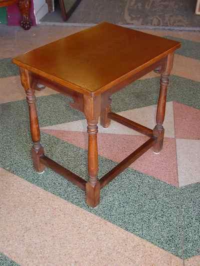 Set of 3 Solid Oak Nesting Tables