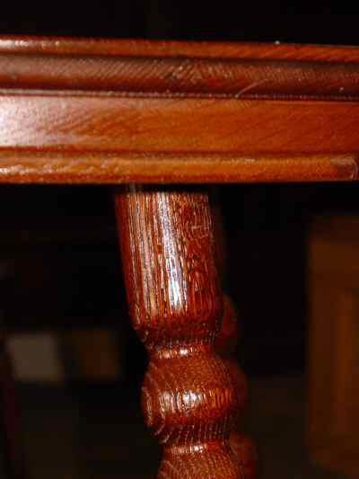 Antique Solid Oak 1/4 Sawn Tiger Oak Parlor Table