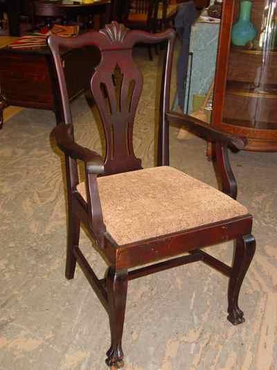 Set of 6 Chippendale Style Solid Mahogany Chairs