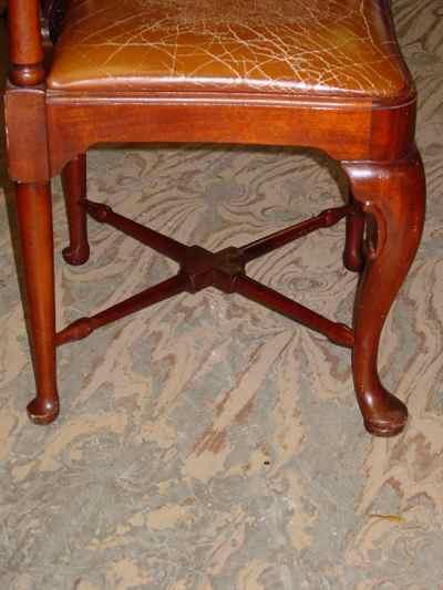 Vintage Chippendale Style Solid Mahogany Roundabout Corner Chair