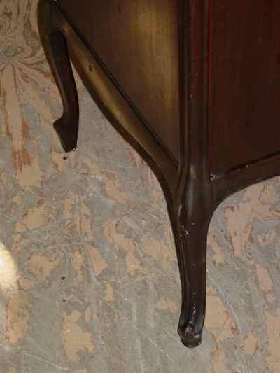 Victor Victrola Model VV-S-215 in Mahogany Cabinet