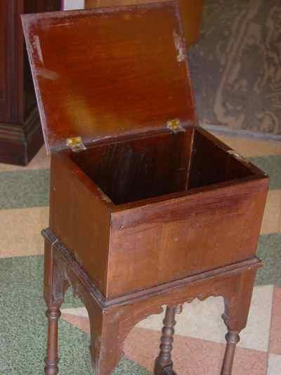 Walnut Lift-Top Storage Stand