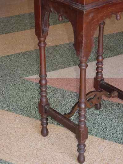 Walnut Lift-Top Storage Stand