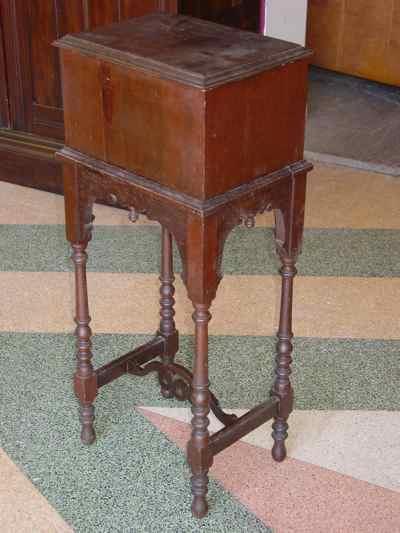 Walnut Lift-Top Storage Stand