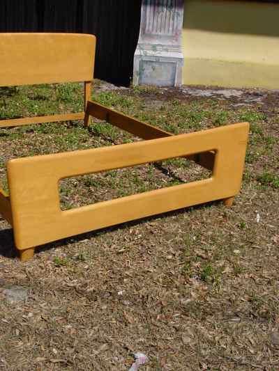 Heywood-Wakefield Solid Maple Champagne Dog Bone Full Size Bed Frame 530