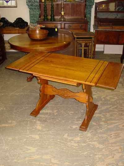 Antique Solid Oak Draw Leaf Trestle Table