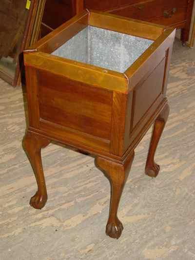 Antique Solid Mahogany Claw & Ball Foot Copper Trim Planter