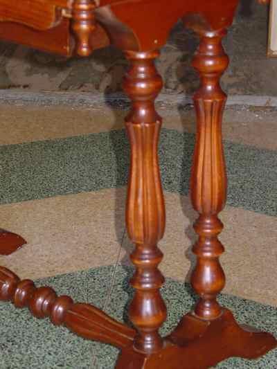 Antique Victorian Solid Walnut Lift Top Sewing Stand