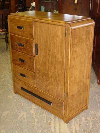 Edison Little Folks Furniture Company Maple Chifforobe