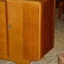 English Vintage Art Deco Style 1/4 Sawn Tiger Oak Sideboard/Buffet