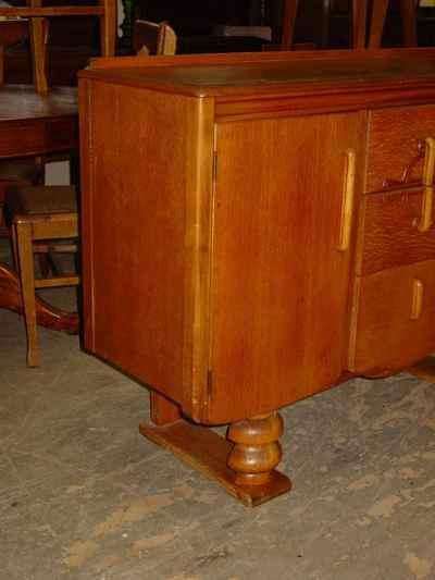 Harris Lebus Vintage Art Deco Style 1/4 Sawn Tier Oak Sideboard/Buffet