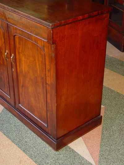 English Antique Victorian Mahogany Credenza Cabinet Server