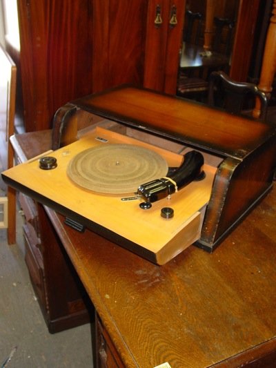 Supraphon Turntable in Walnut & Birch Cabinet