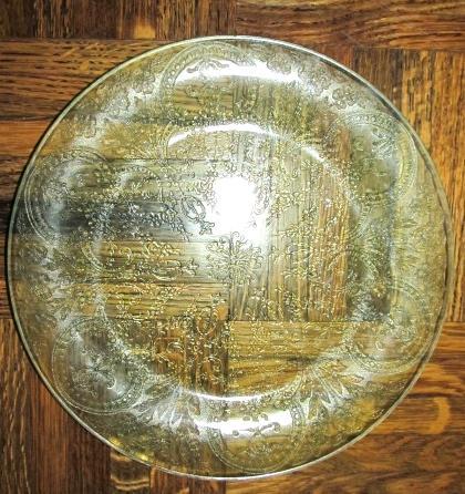 Horseshoe Pattern Depression Green Vaseline Glass