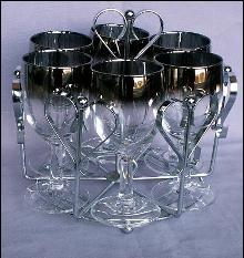 Six Stemmed Wine Glasses in Chromed Carrier