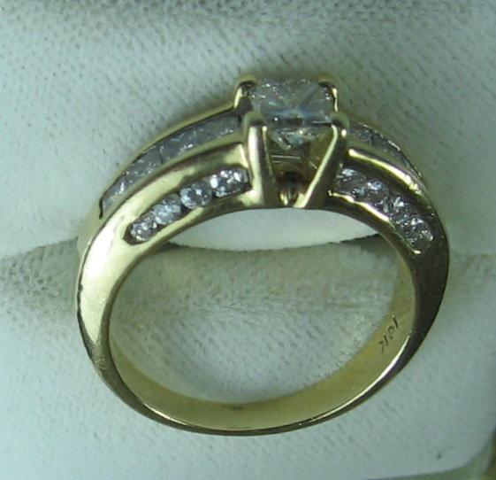 14k Yellow Gold Princess Cut Diamond Ring - Estate Jewelry