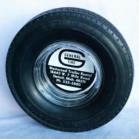GENERAL TIRE Ashtray - Tobacciana