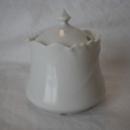 Renaldiz fine china JAPAN. Condiment jar