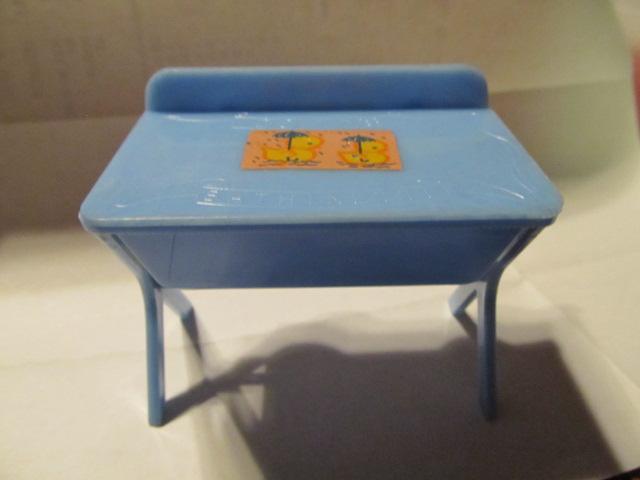 Renwal Bathinette Doll Furniture - Plastics