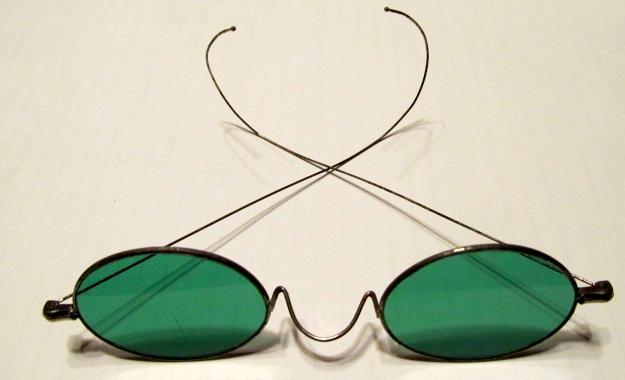 GREEN Ovel Sunglasses sunglasses - optometry