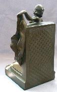 LOIE Dancing Lady Cast Metal Bookends - Metalware