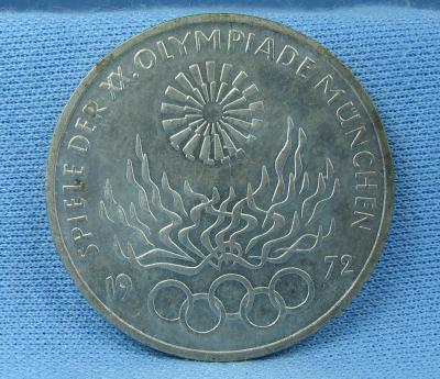 old 1972 Olympic Coin - Vintage Sporting Collectible