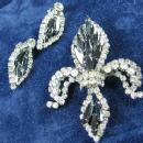 HOBE Fleur-de-Lis Rhinestone Brooch & Earrings - Vintage Designer Signed Costume Jewelry
