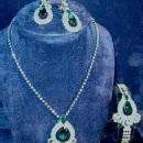 Jewelry Emerald Green & Rhinesone Parure - Necklace Bracelet and Clip Earring - Vintage Costume Jewelry Set