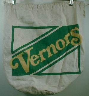 VERNORS Ginger Ale Soft Drink DUFFLE BAG - Vintage Soft Drink Advertising Premium