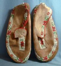 vintage American Indian Beaded Moccasins - Ethnographic
