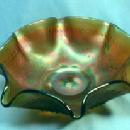 BULLS EYE & LEAVES Carnival Glass Bowl - Vintage Green Northwood Glass