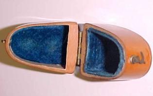 Mauchline Thimble Holder - Miscellaneous