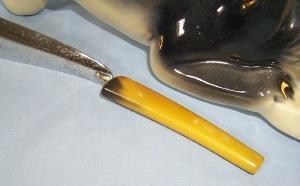 SCOTTIE DOG Porcelain Pin Dish and Bakelite Handled Shoe Horn Holder