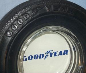 GOODYEAR Custom Power Cushion Polyglas Advertising Tire Ashtray - Tobacciana