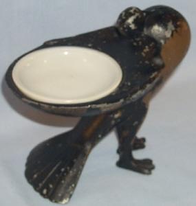 Frankart DRUMMING PIGEON Ashtray - Tobacciana