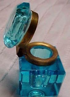 Footed Cut Glass Detailed Blue Inkwell - Glass