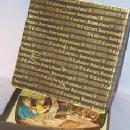 Colorful Beswick Royal Doulton CHRISTMAS IN ENGLAND Porcelain Hanging Decorative Plate in Original Box