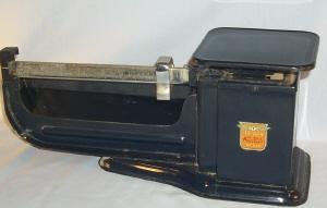 TRINER Air Mail Accuracy Two Pound Scale - Metalware