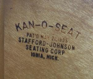 NEW YORK 1939 WORLD'S FAIR Wood Portable Seat - Furniture